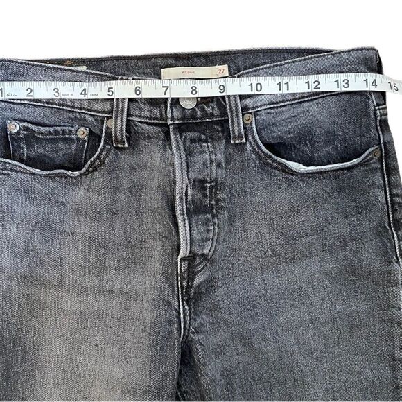 𝅺LEVI'S Wedgie Straight Leg High Rise Jean - Picture 10 of 12